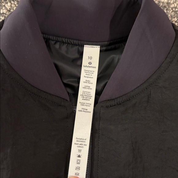 NWT Lululemon Non-Stop Bomber Jacket Sz 10 - Picture 15 of 16